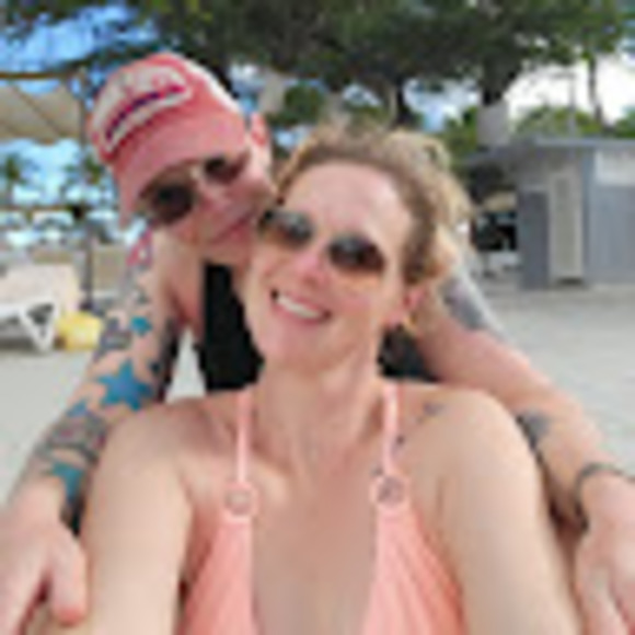 Meet your Posher, Heather - Picture 1 of 1